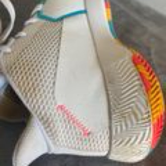 Adidas Court Vision 2.0 Rainbow Sole Art FZ1375 basketball shoes. Sz 7 men’s. main image 15